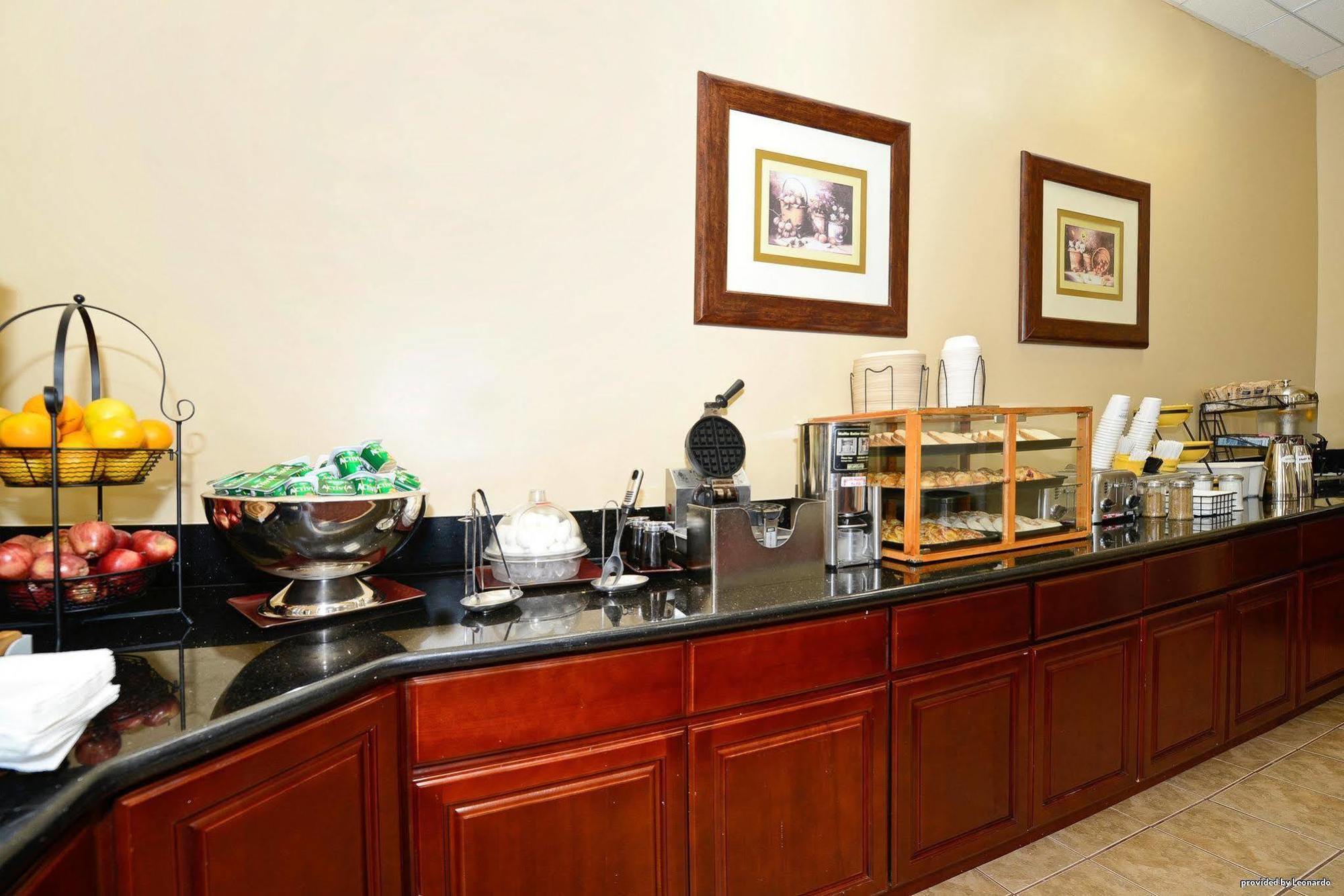Best Western Of Long Beach Eksteriør bilde